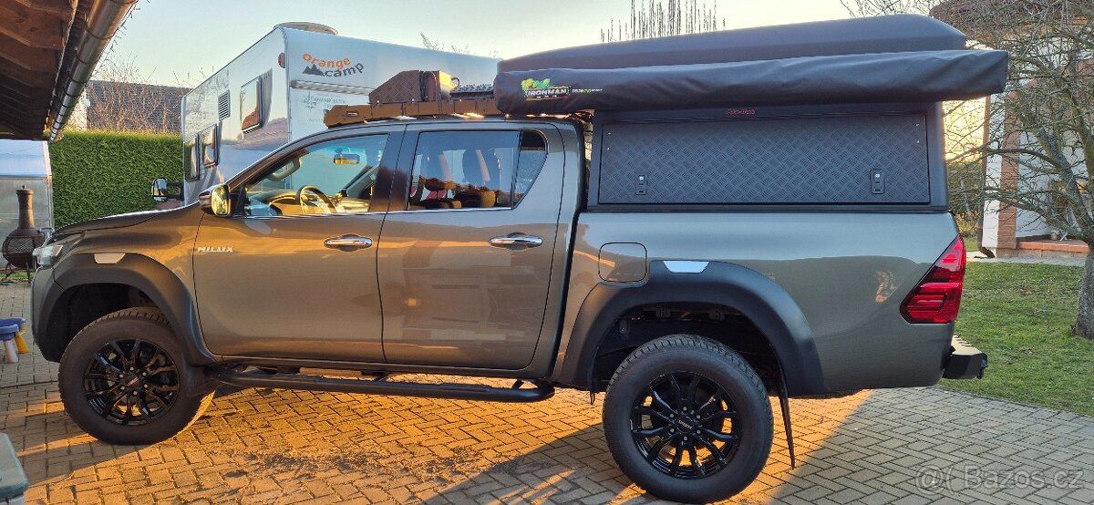 Toyota Hilux, 2,8 expediční úpravy Ojeté, 11/2022, 33 000 km