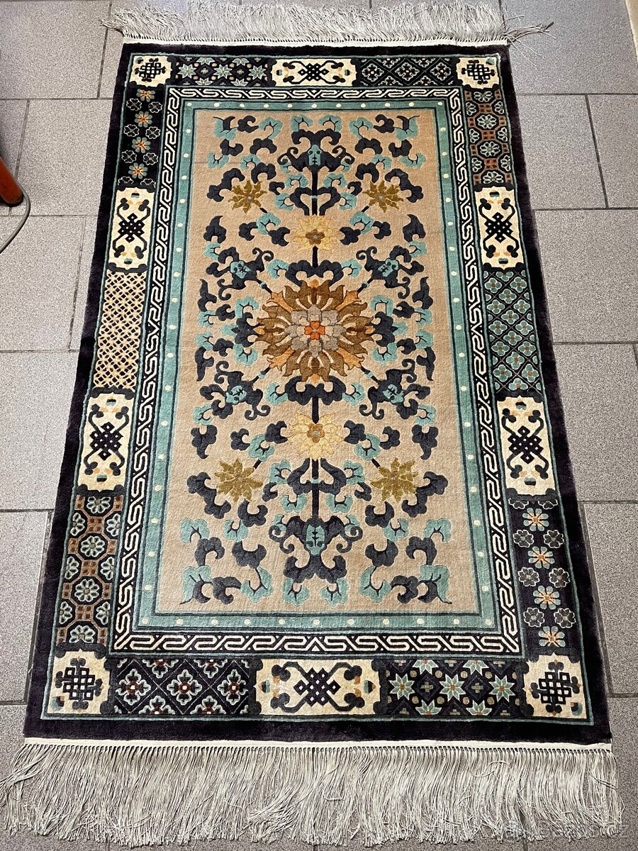 Čínský hedvábný luxusní koberec TOP 170x90 - 2