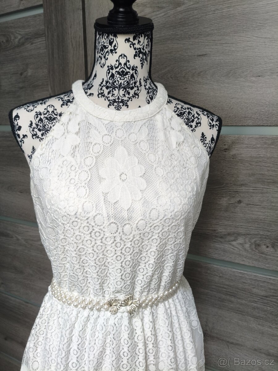 Bílé krajkové šaty zn. VILA vel. 42/44 - 2