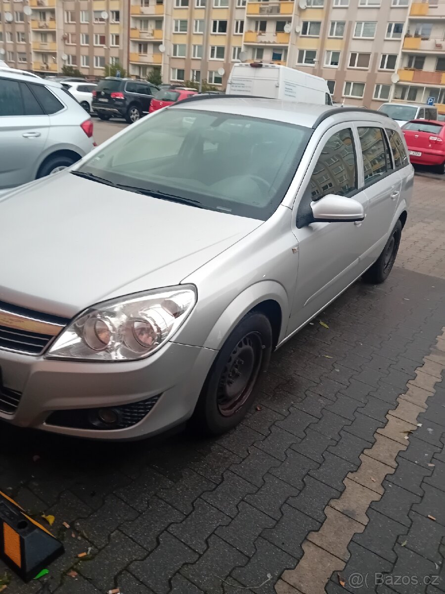Opel Astra - 2
