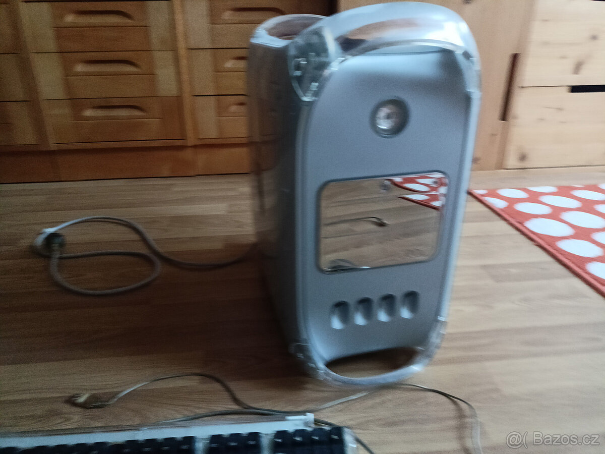 Apple Power Mac G4 - 2