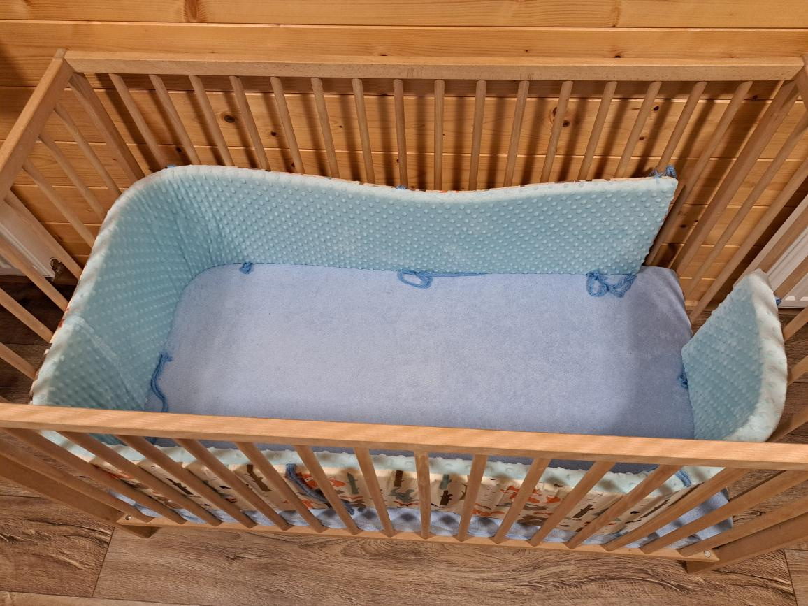 buková postýlka + příslušenství TOP STAV - 2