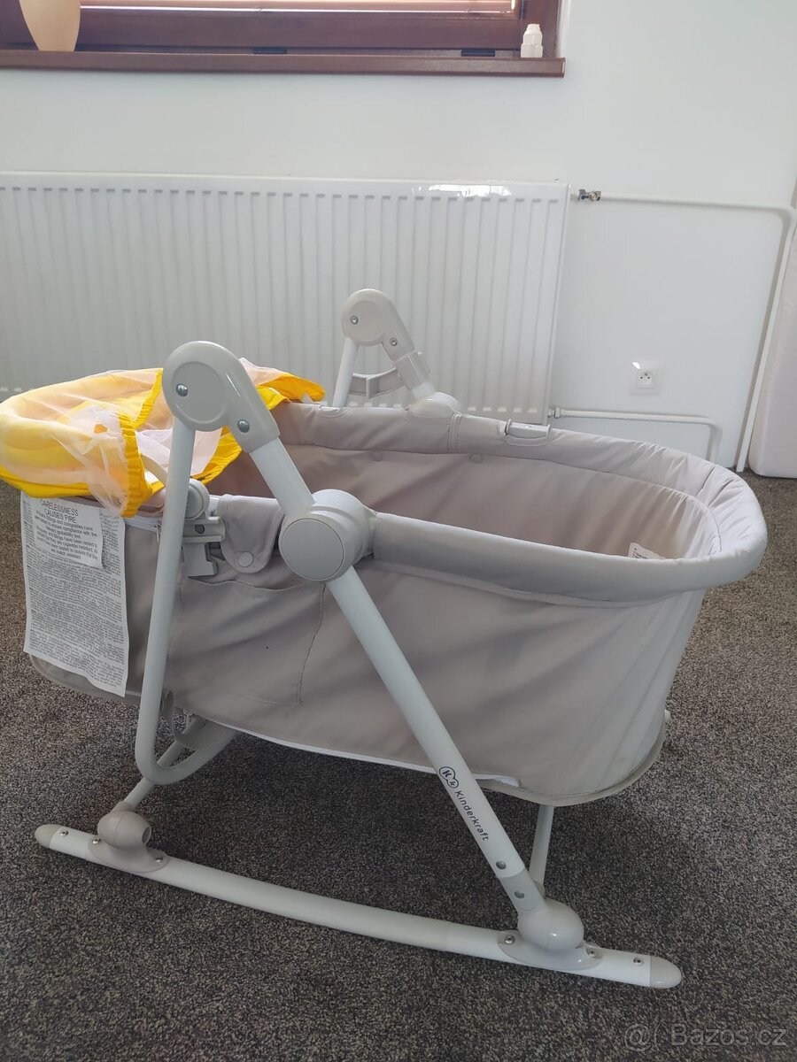 5v1 Kinderkraft postýlka, kolébka, židlička - 2