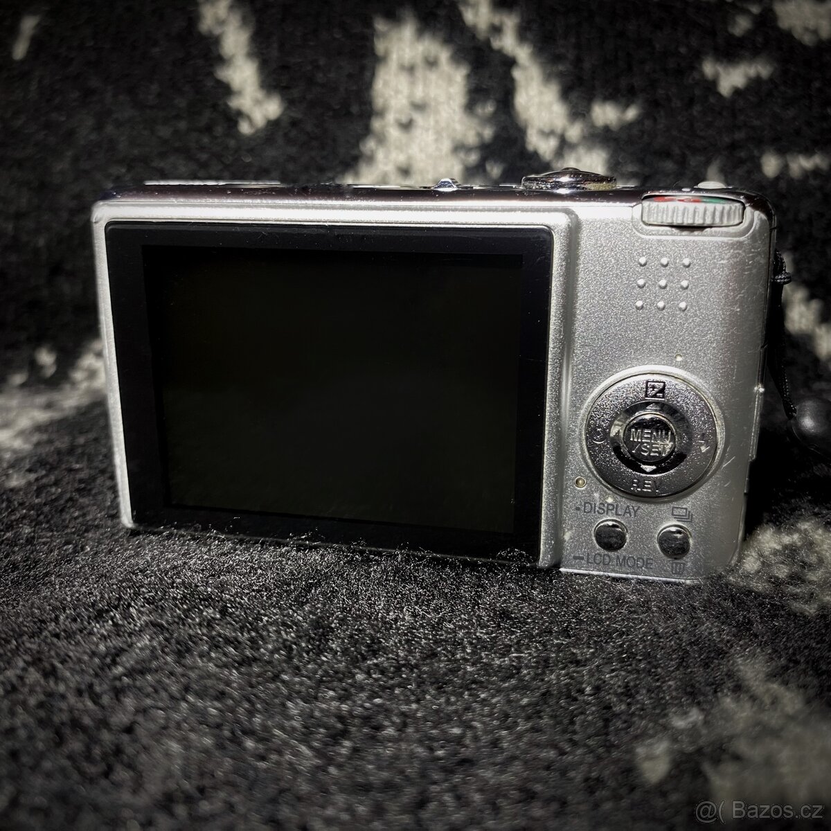 Panasonic Lumix DMC-FX01 digitální fotoaparát - 2