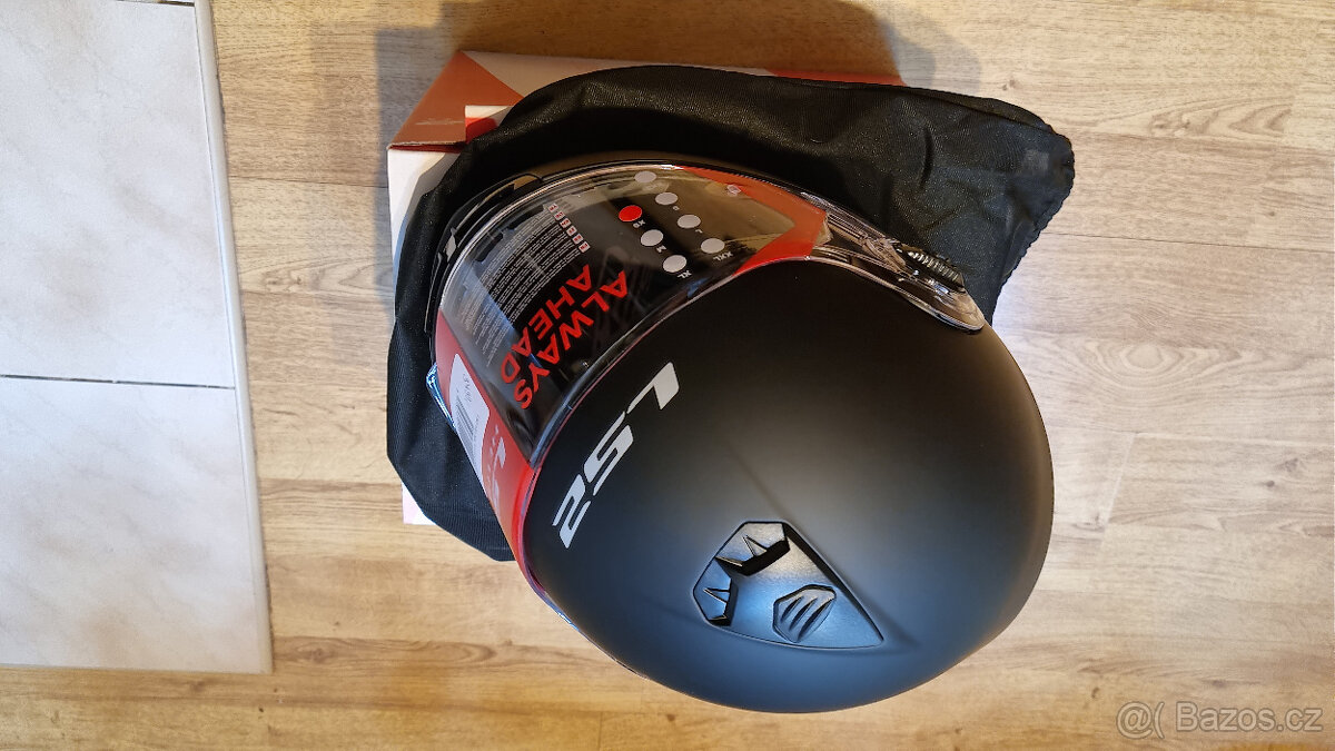 Prodám zánovní nepoužitou helmu - 2
