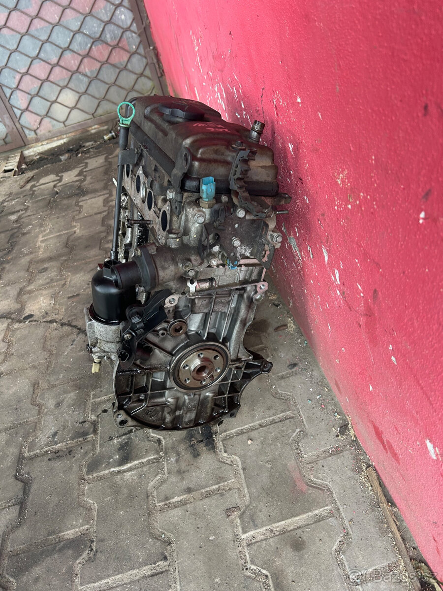 Motor 1,4 8V KFW 55KW Peugeot 206 prodám - 2