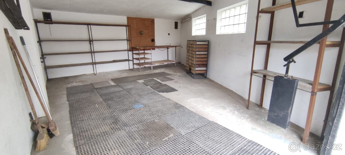Prostornější garáž/dílna (30m) se zahrádkou (52m) - 2