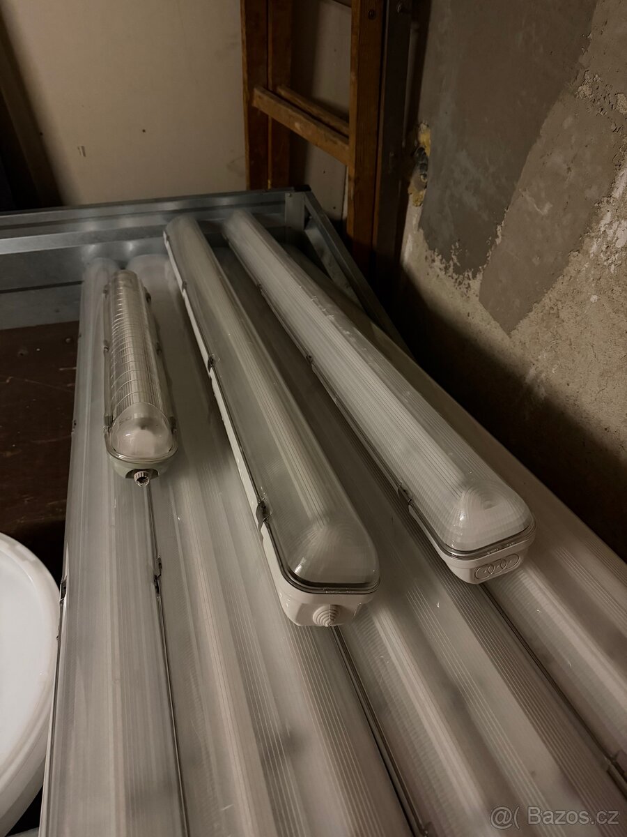 Zářivková světla (více druhů) - 2