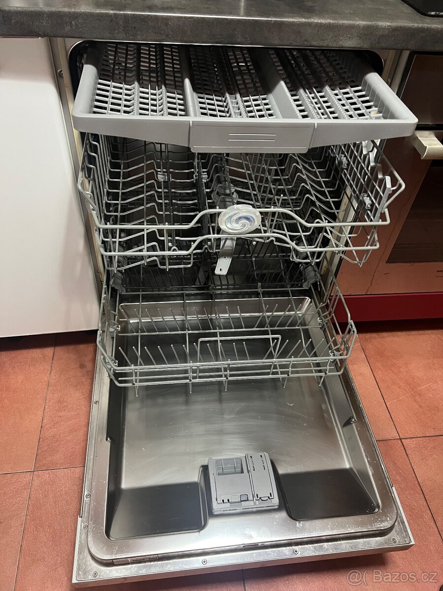 Myčka nádobí - 2