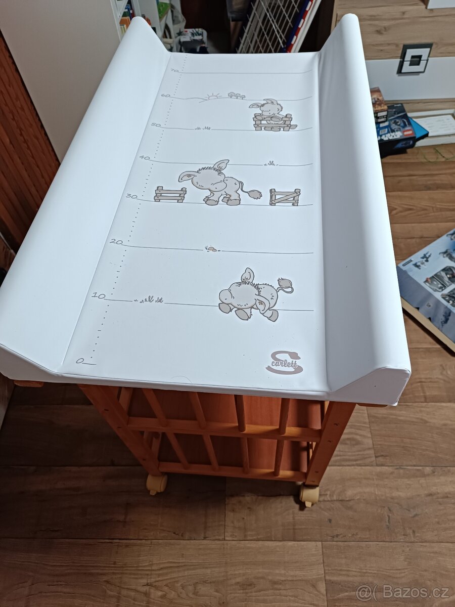 Přebalovací pult - 2