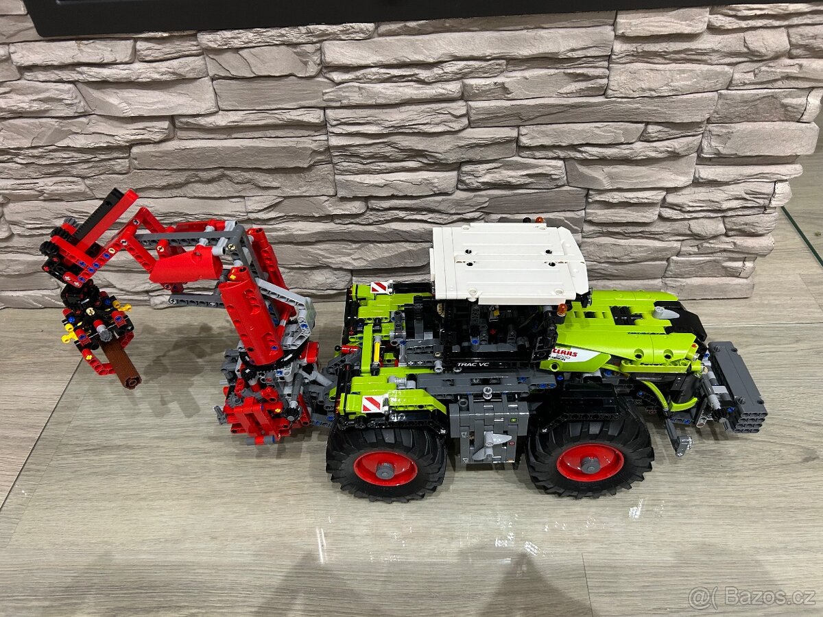LEGO Technic 42054 Claas Xerion 5000 Trac VC - 2