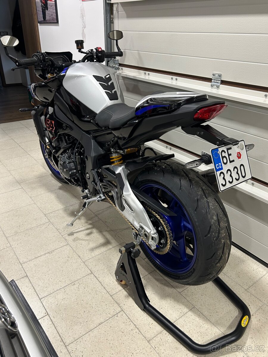 Yamaha MT-10 SP - 2