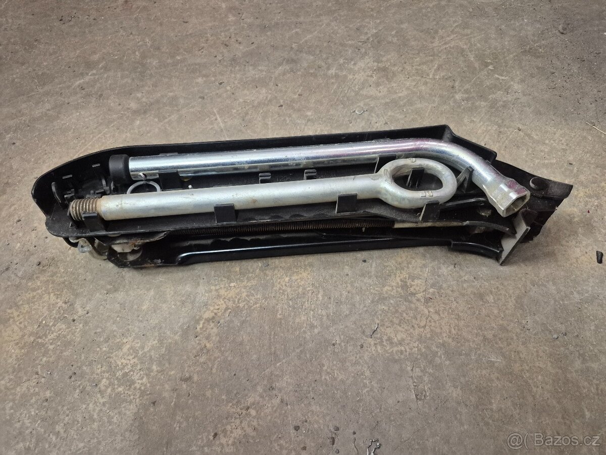 Vw transporter t5 Zvedák, hever - 2