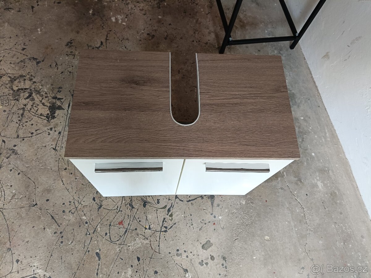 Skříňka pod umyvadlo - 2