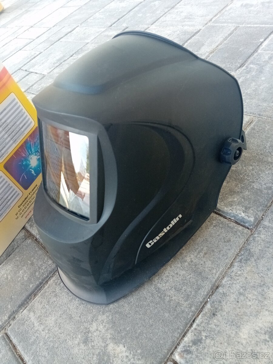 Samostmívací svářečská kukla - 2