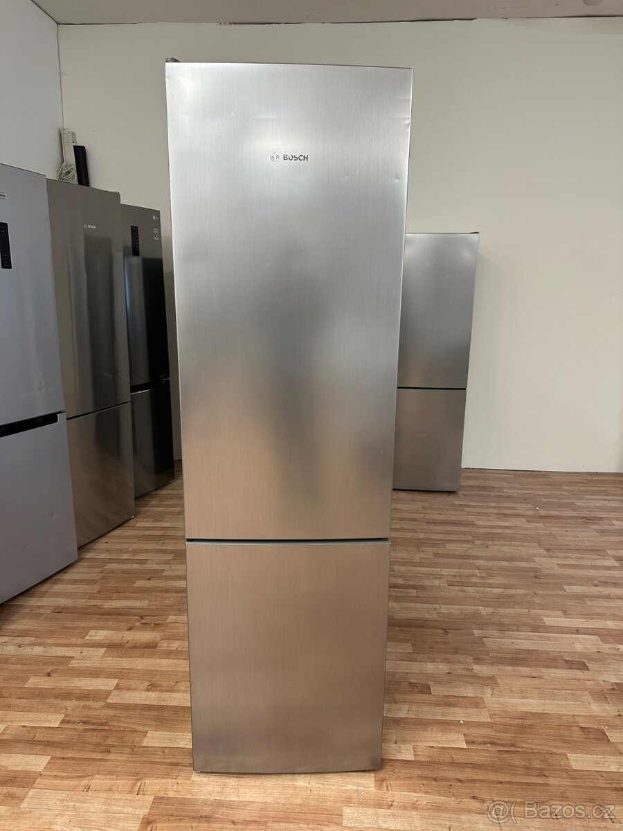 Lednice s mrazákem Bosch (112) - 2
