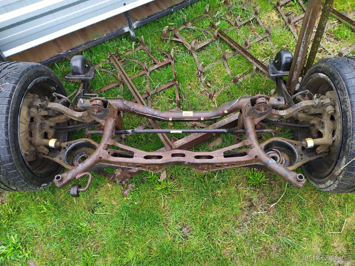 Zadní náprava golf 5 - 2