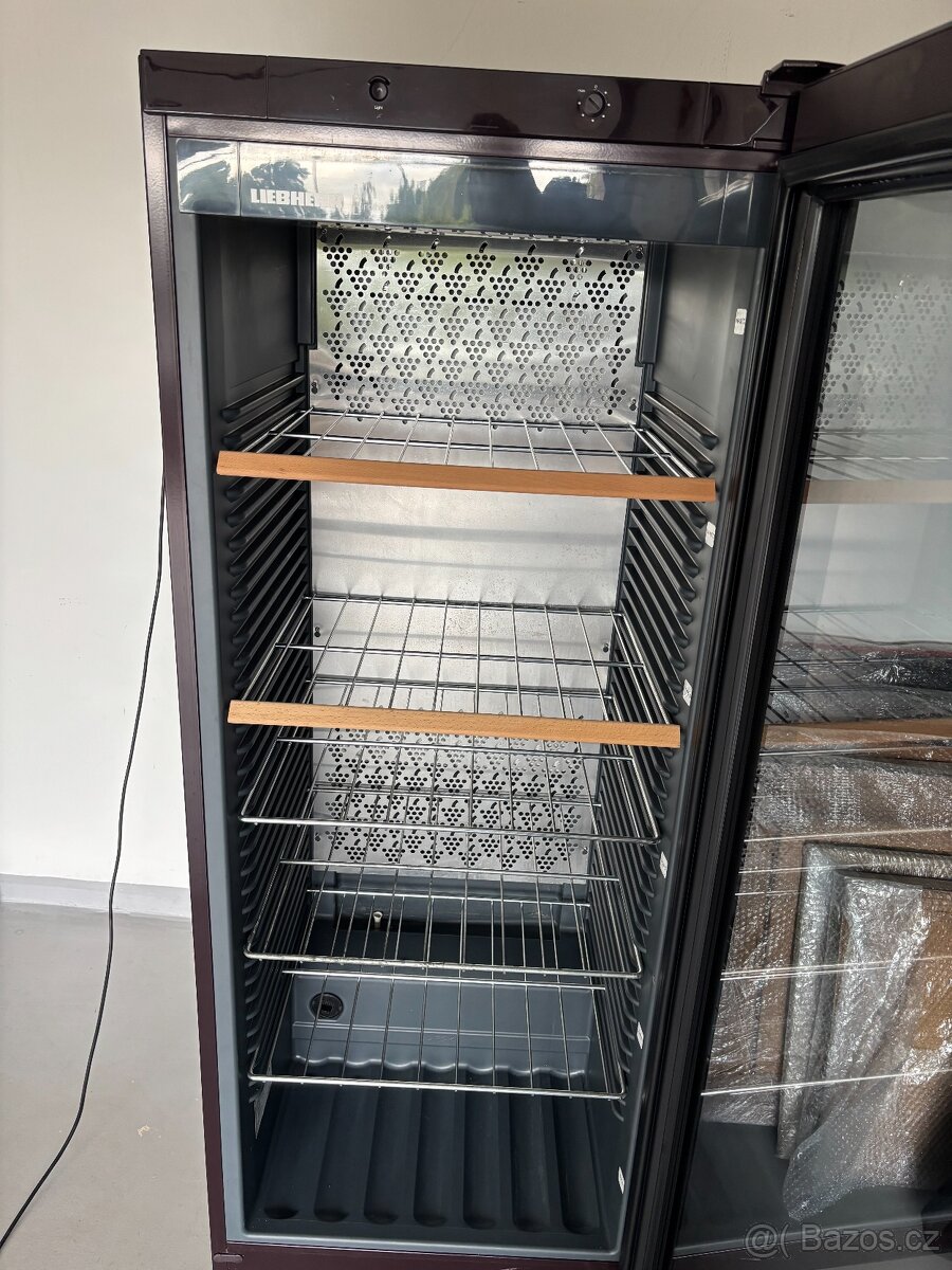 Vinotéka Liebherr - 2