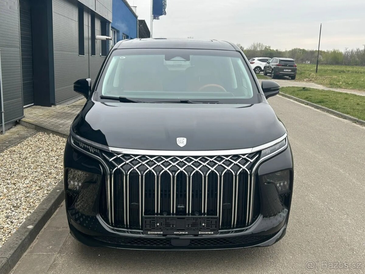 Dongfeng U-Tour, V9 HEV 1 - 2