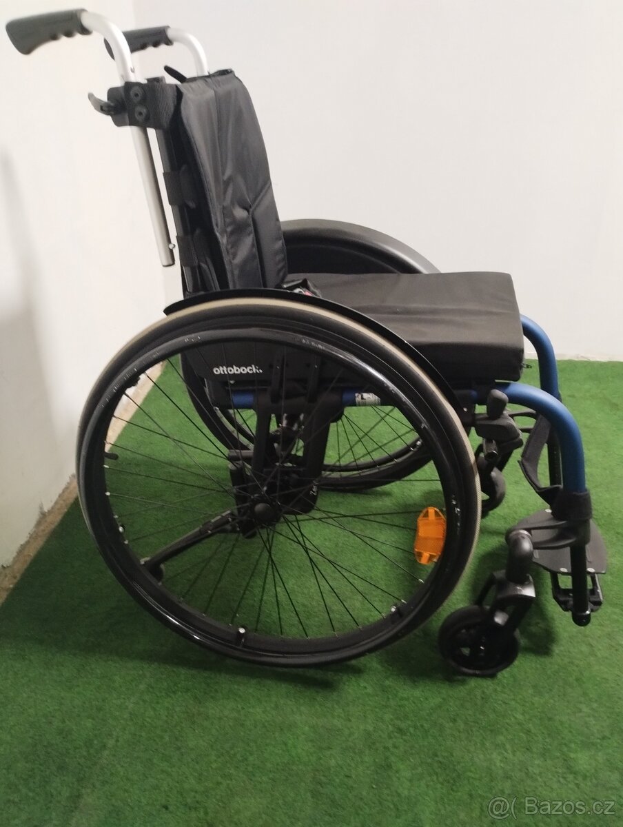 Dětský invalidní vozík OTTO BOCK - 2