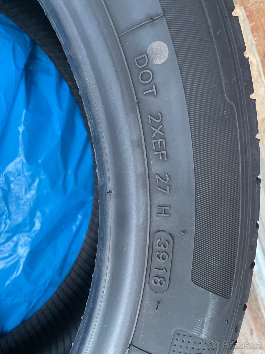 Letní Hankook Ventus S1 evo2, 245/45 R18 100Y, 4,5 mm - 2 ks - 2