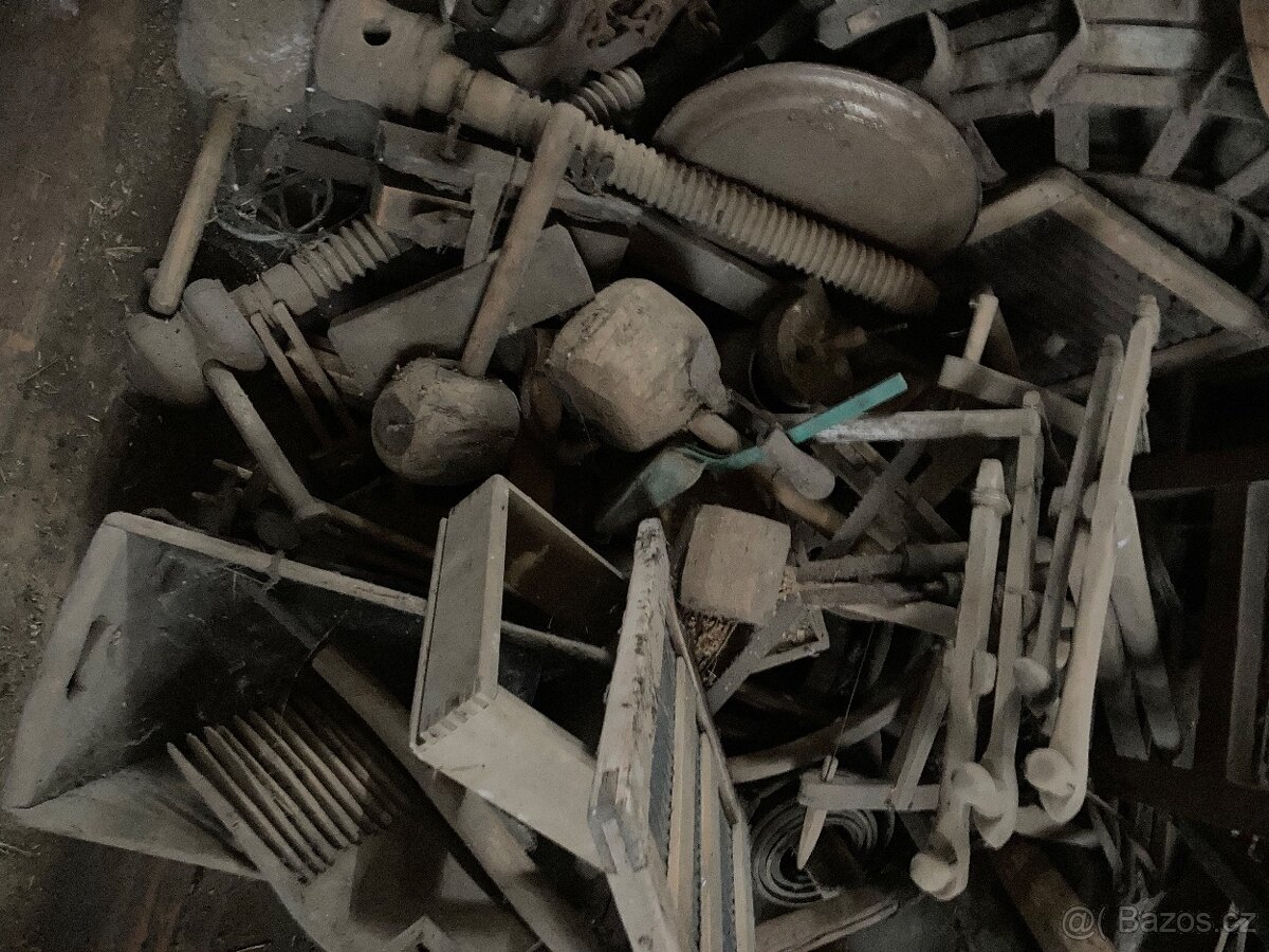 STARÉ VĚCI A RUSTIKÁLIE - 2