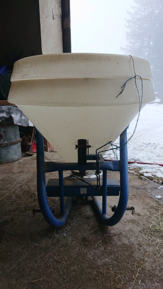 Rozmetadlo průmyslových hnojiv - 2