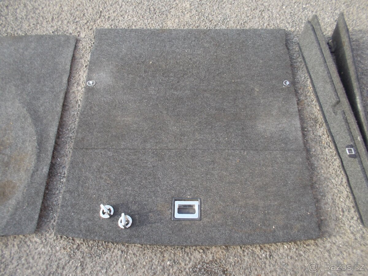 Dvojitá podlaha do kufru Škoda Octavia II - 2