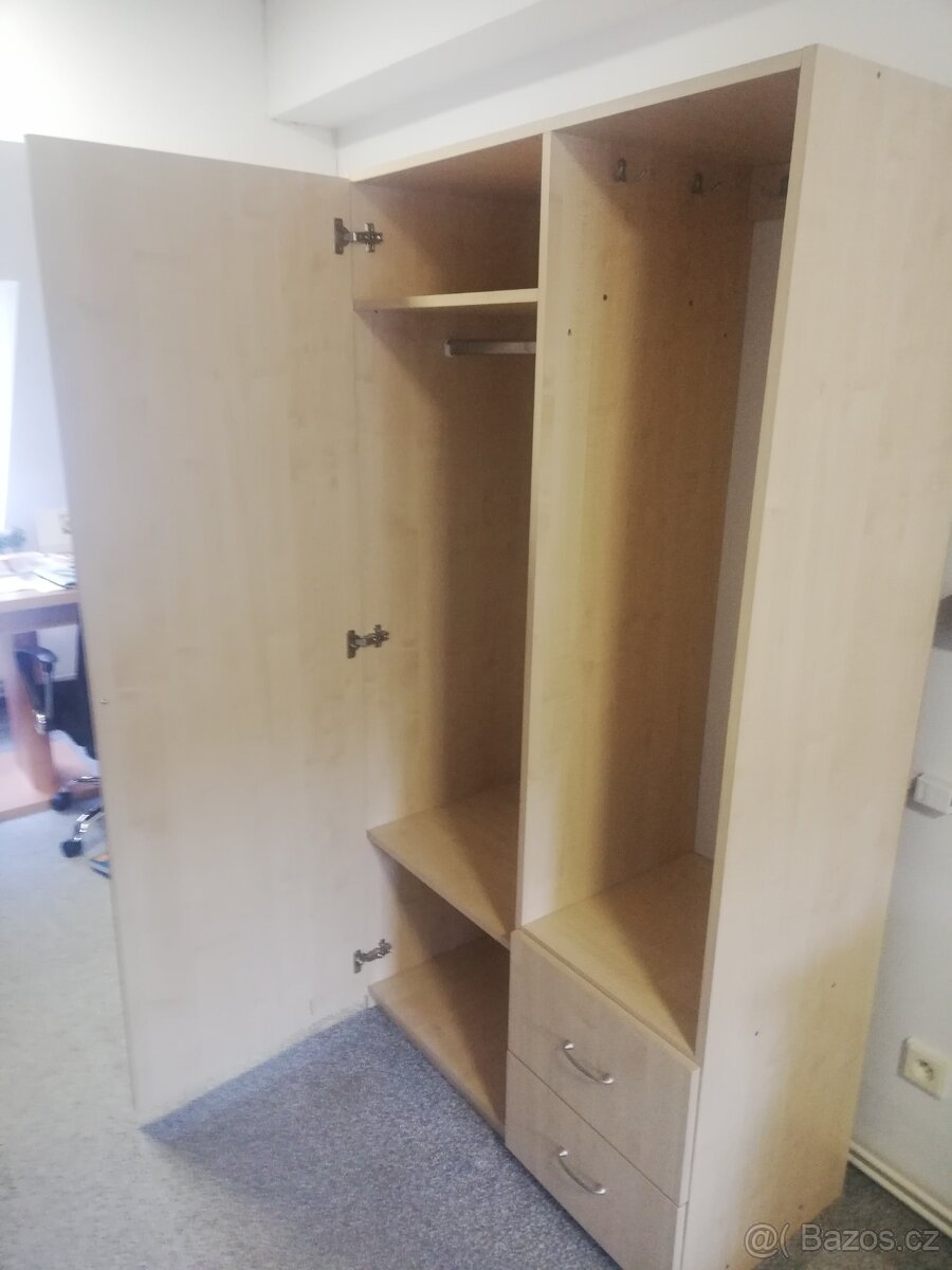 Zrcadlová, šatní skříň, dekor bříza, - 2