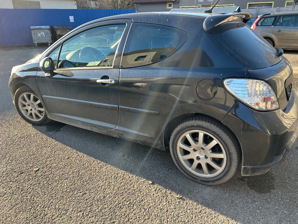 Peugeot 207 1.6 HDI - díly - 2