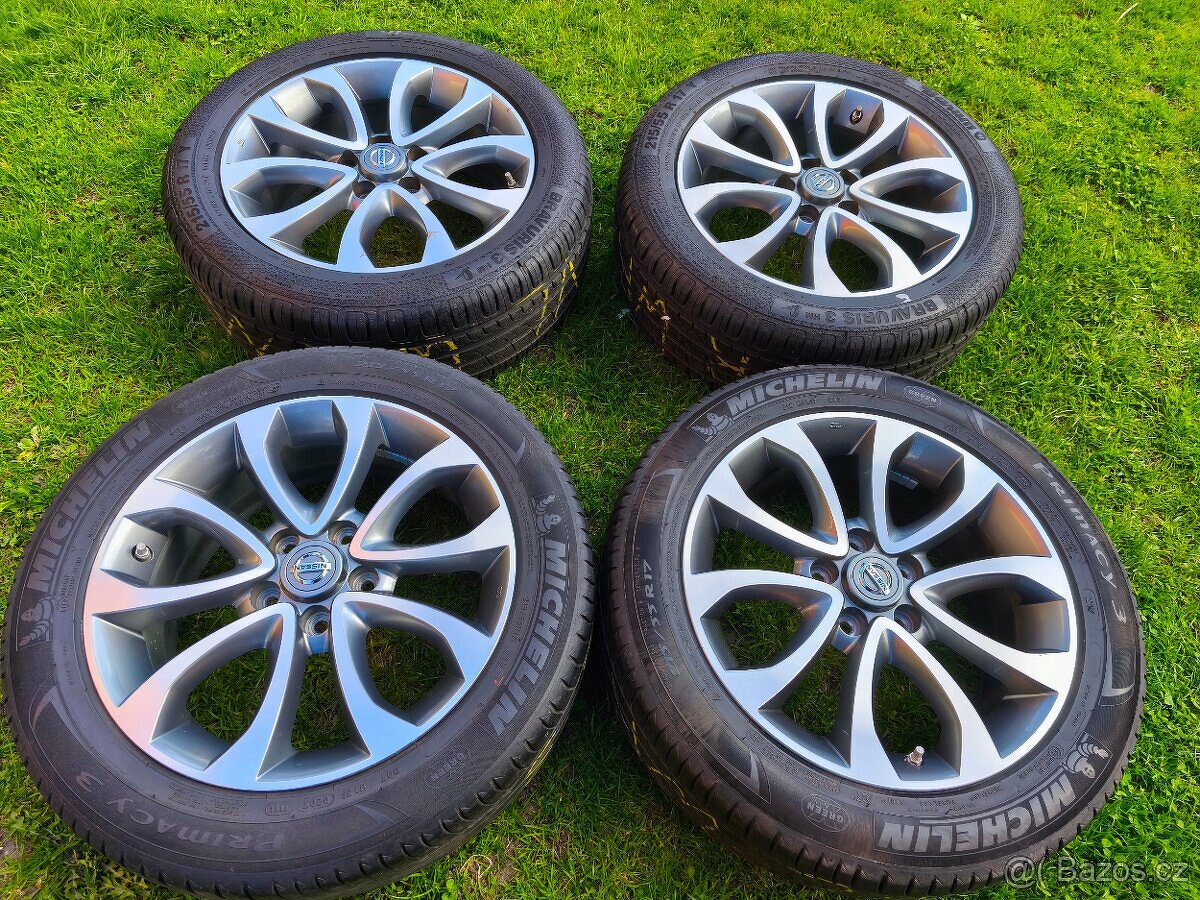Letní sada Nissan Juke Qashqai r17 5x114,3 215/55/17 - 2