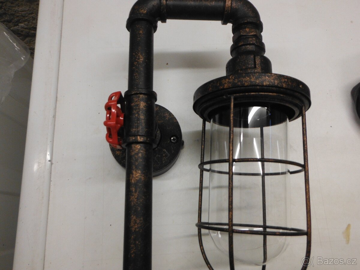 Nástěnné světlo - 2