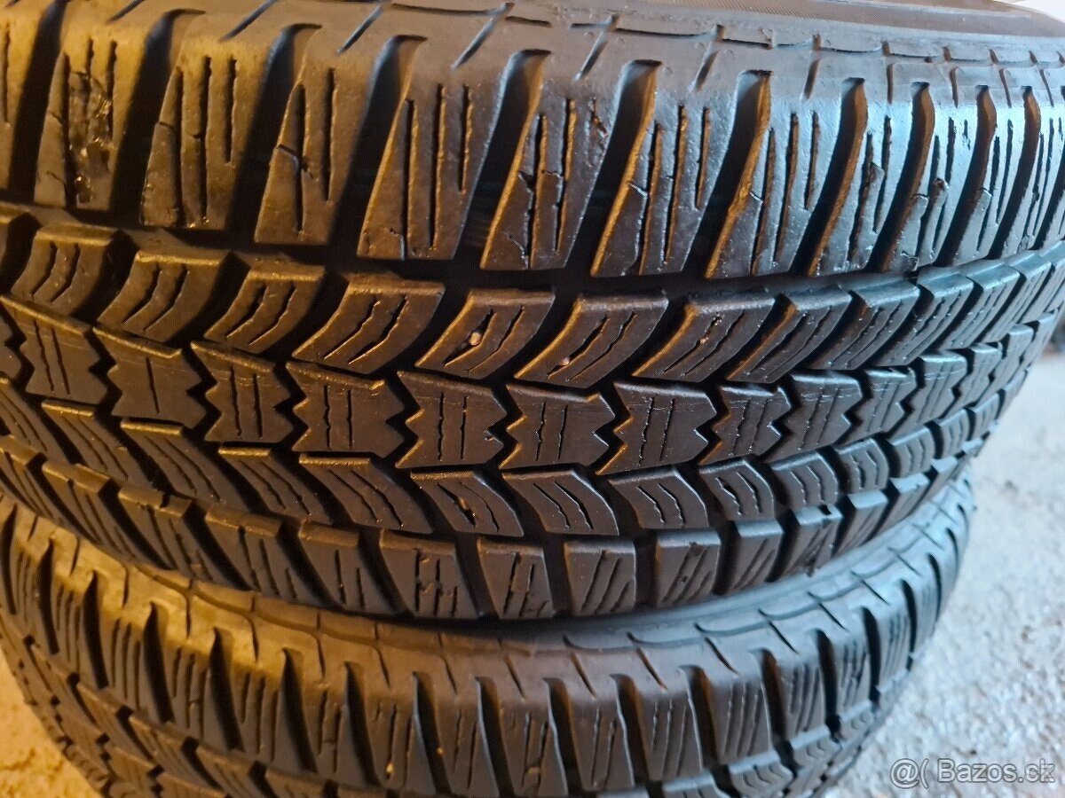 205/60 r16 zimní pneumatiky - 2
