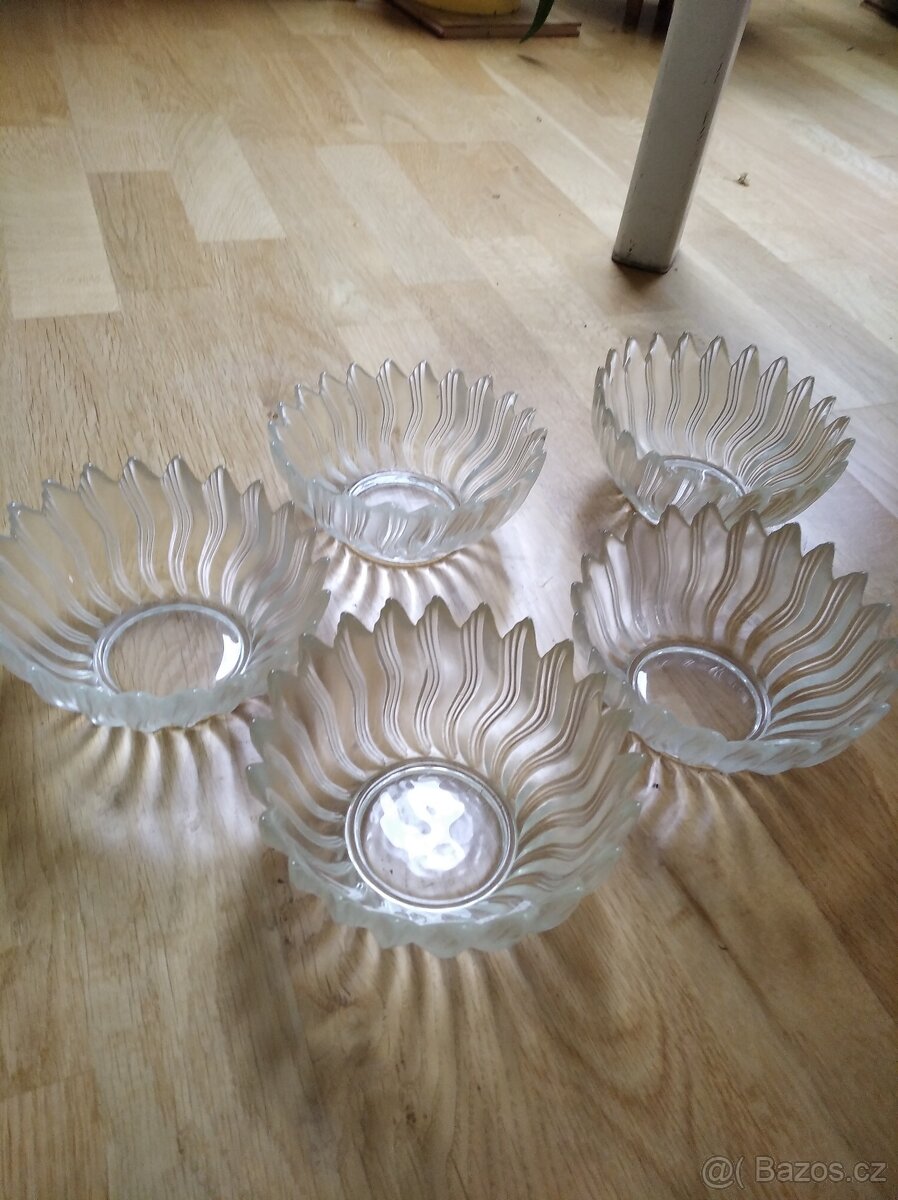 Retro sklenene misky - 2