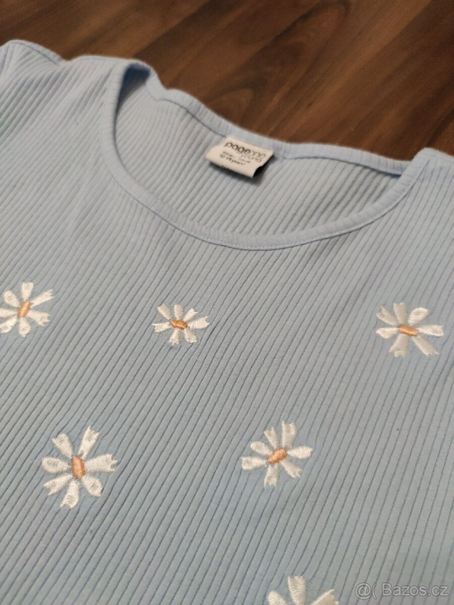 Tričko s kytičkama - 2