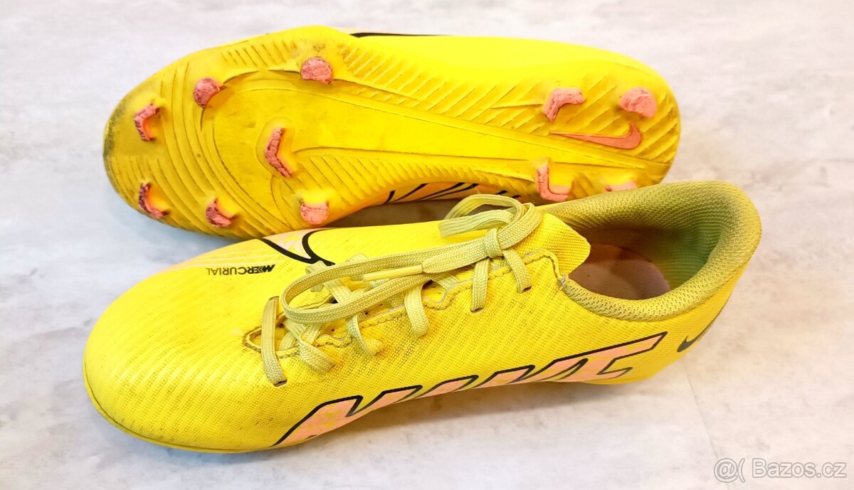 Kopačky Nike Mercurial Jr. Vapor vel. 37,5 - 2