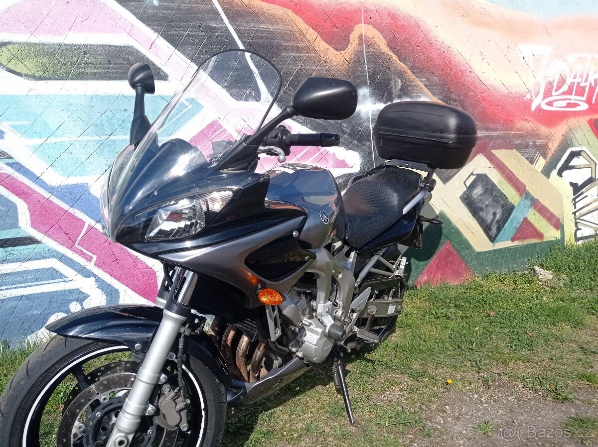 Yamaha Fazer 600 - 2