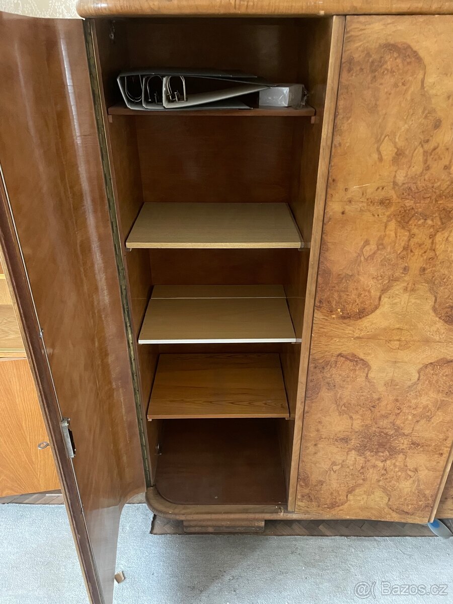 Skříně za odvoz - 2