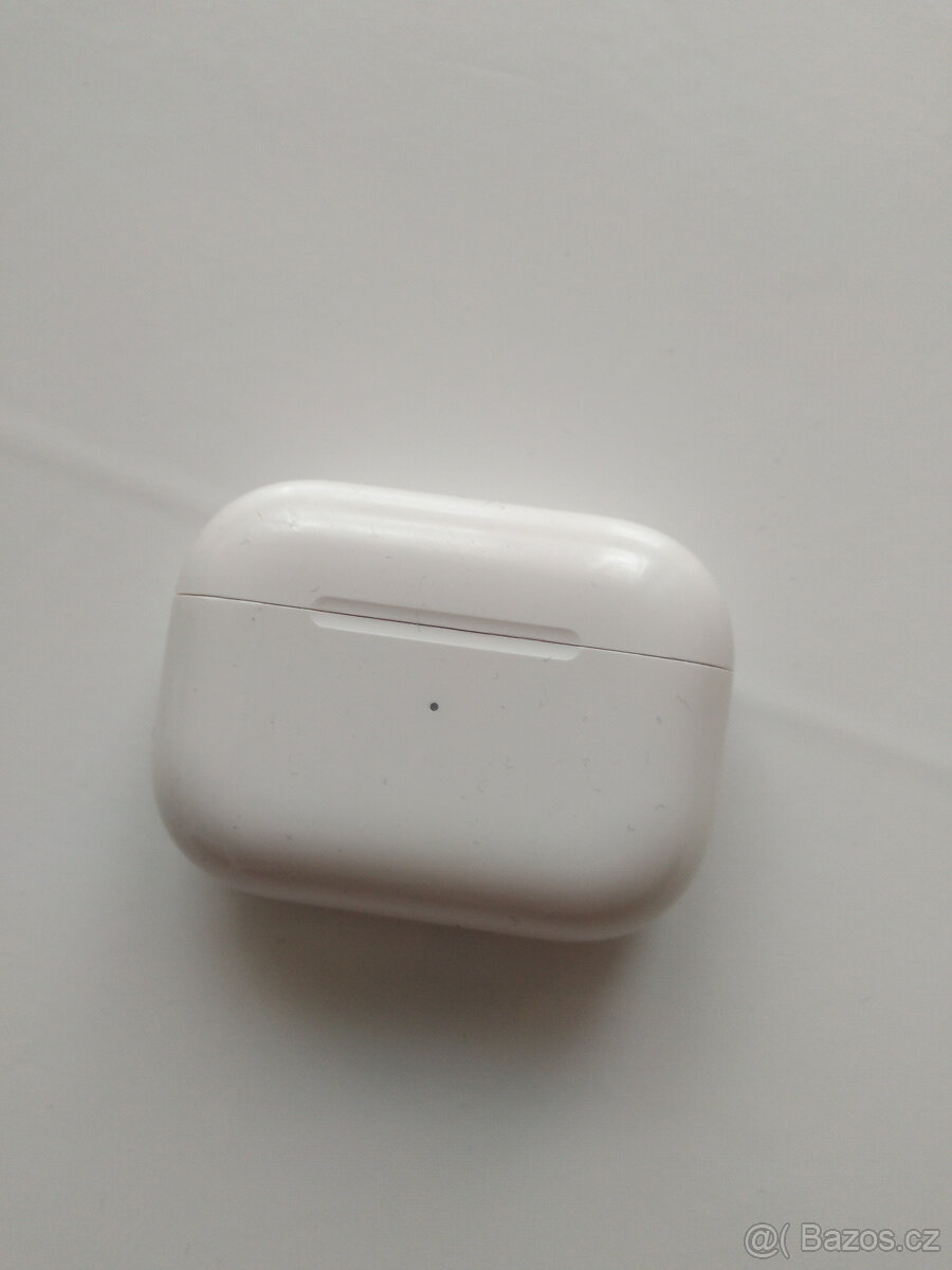 Apple AirPods Pro (1. generace). - 2