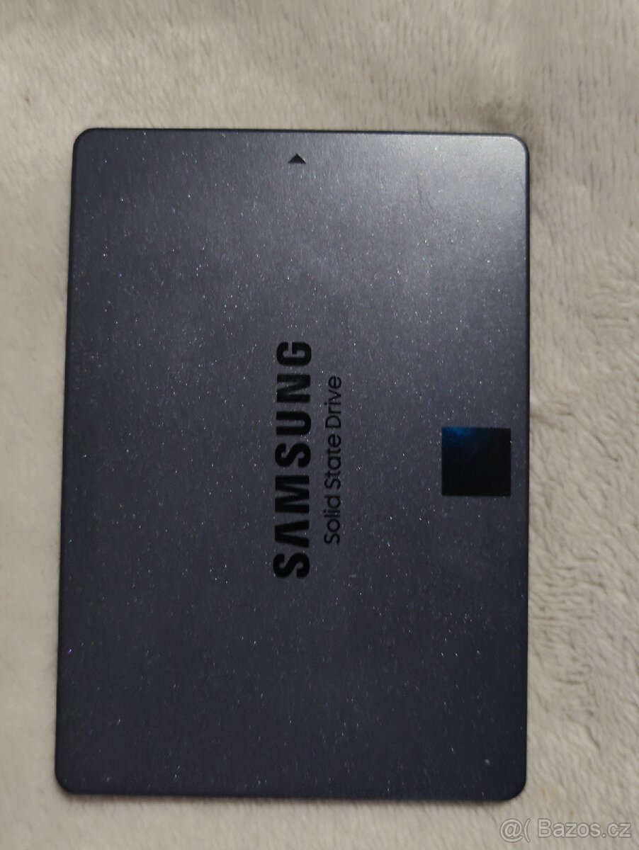 Samsung SSD 870 QVO 4TB - 2