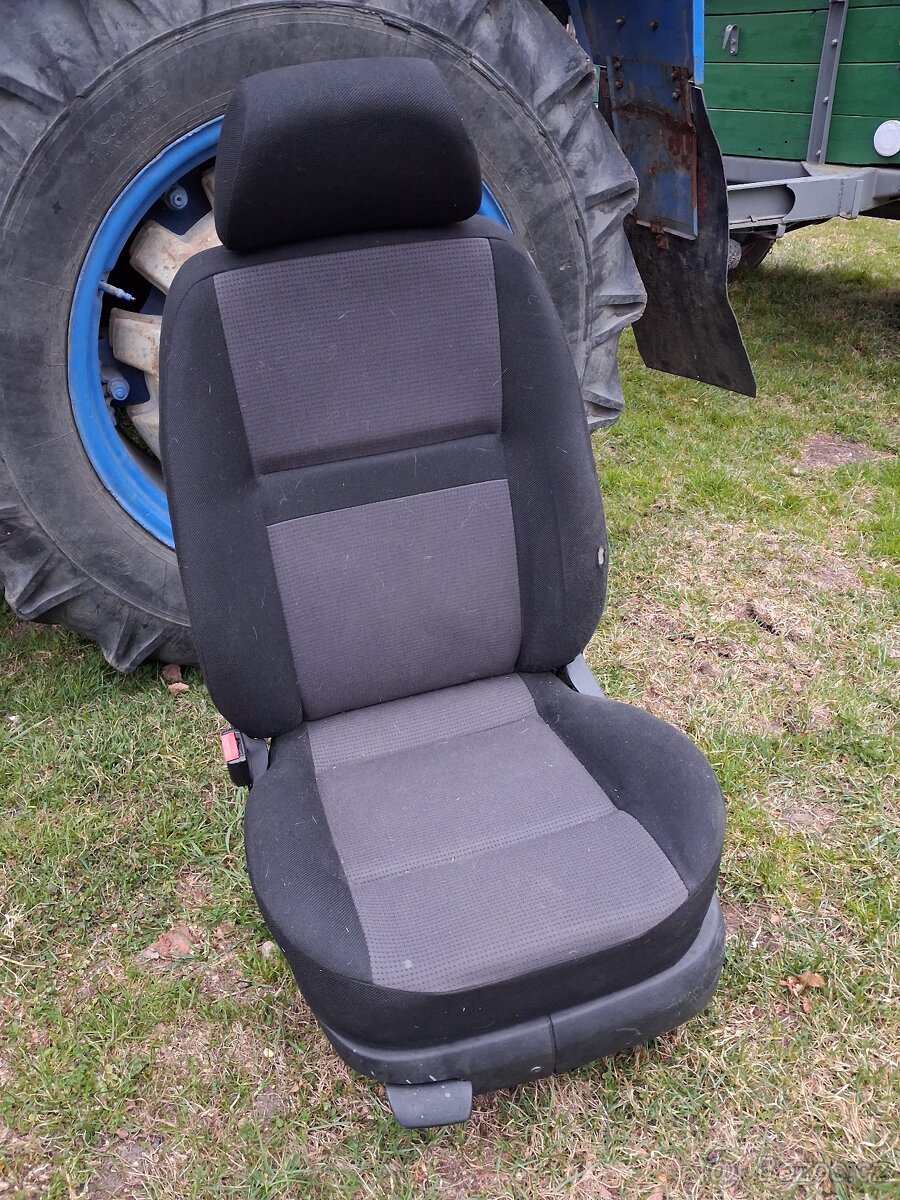 Octavia 1 sedadlo - 2