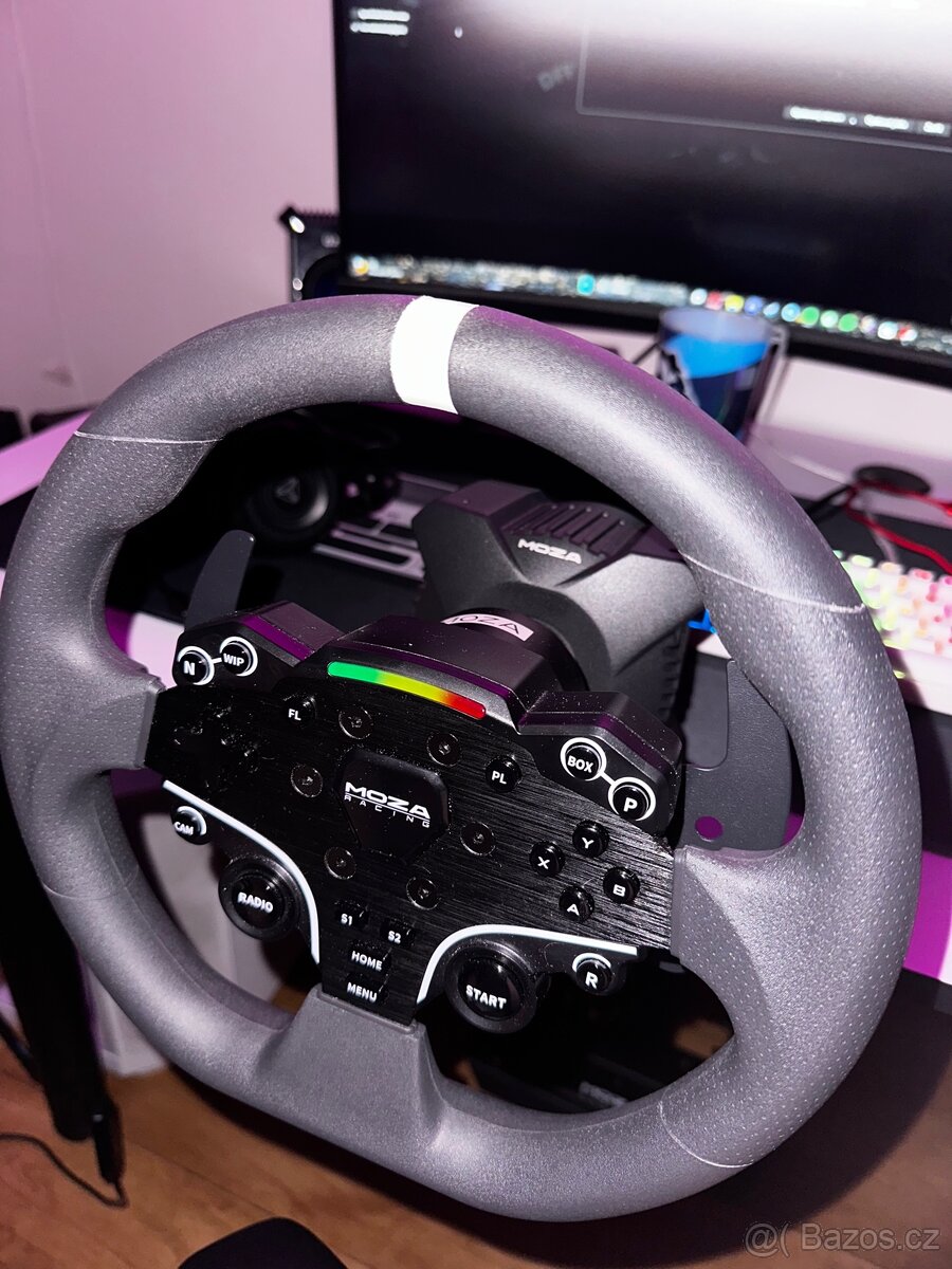 Moza R3 bundle playseat - 2