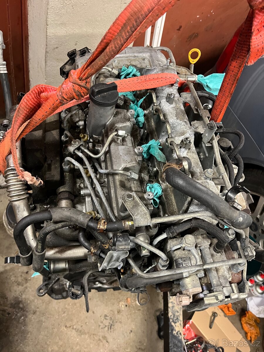 Motor 2.2 lexus IS 220d - 2