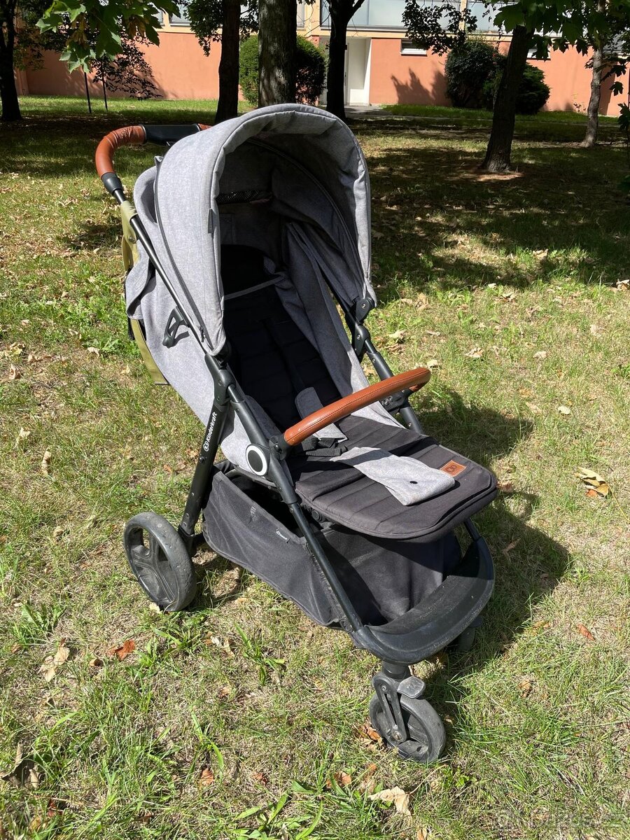 Sportovní kočárek - 2