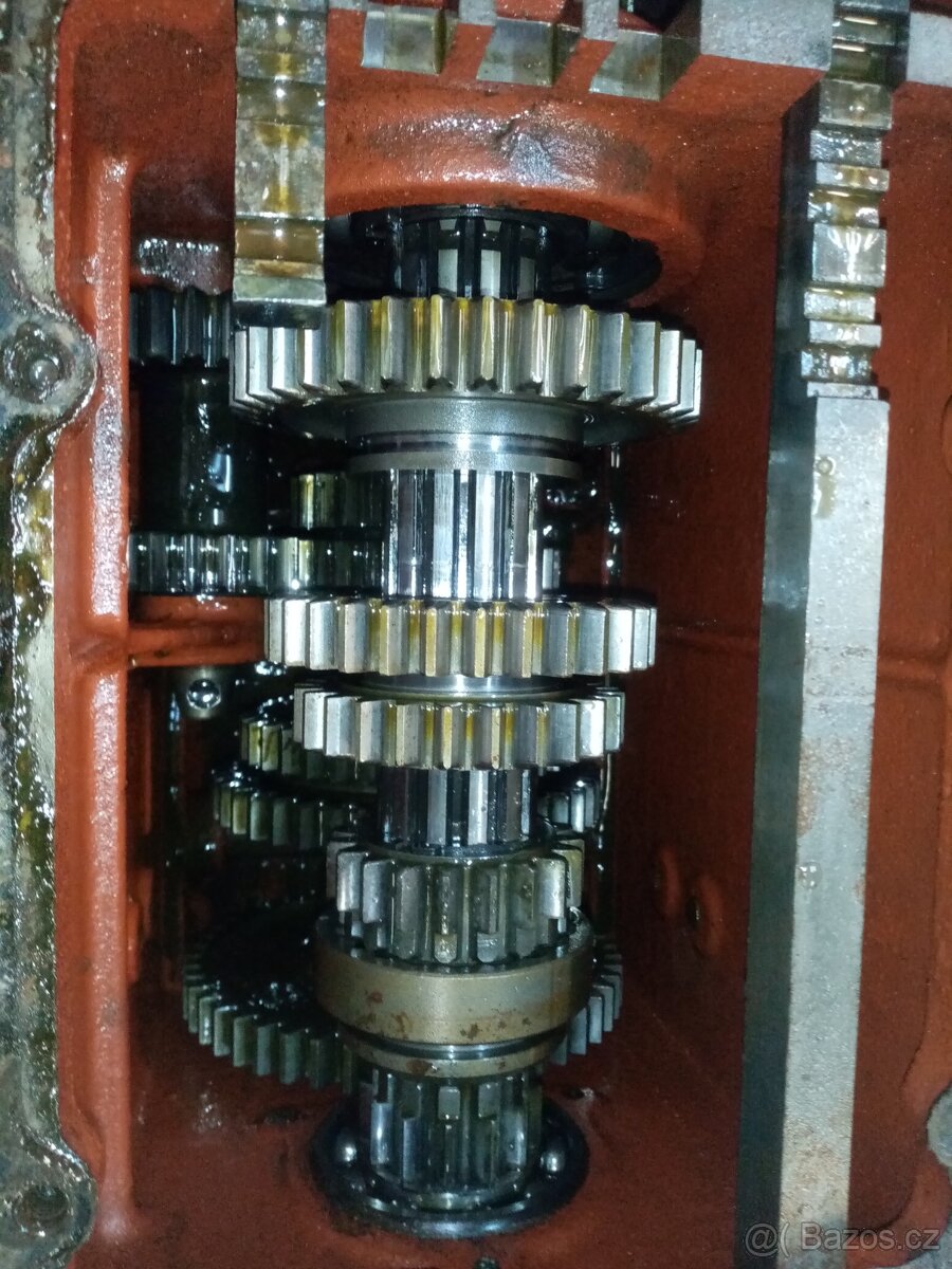 Převodovka, rozvodovka Zetor 3011 originál zetor Brno - 2