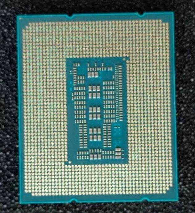Intel Core i7-13700KF, 16C/24T - 2