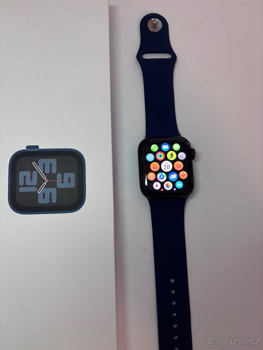 Apple watch SE 2023 40mm - 2