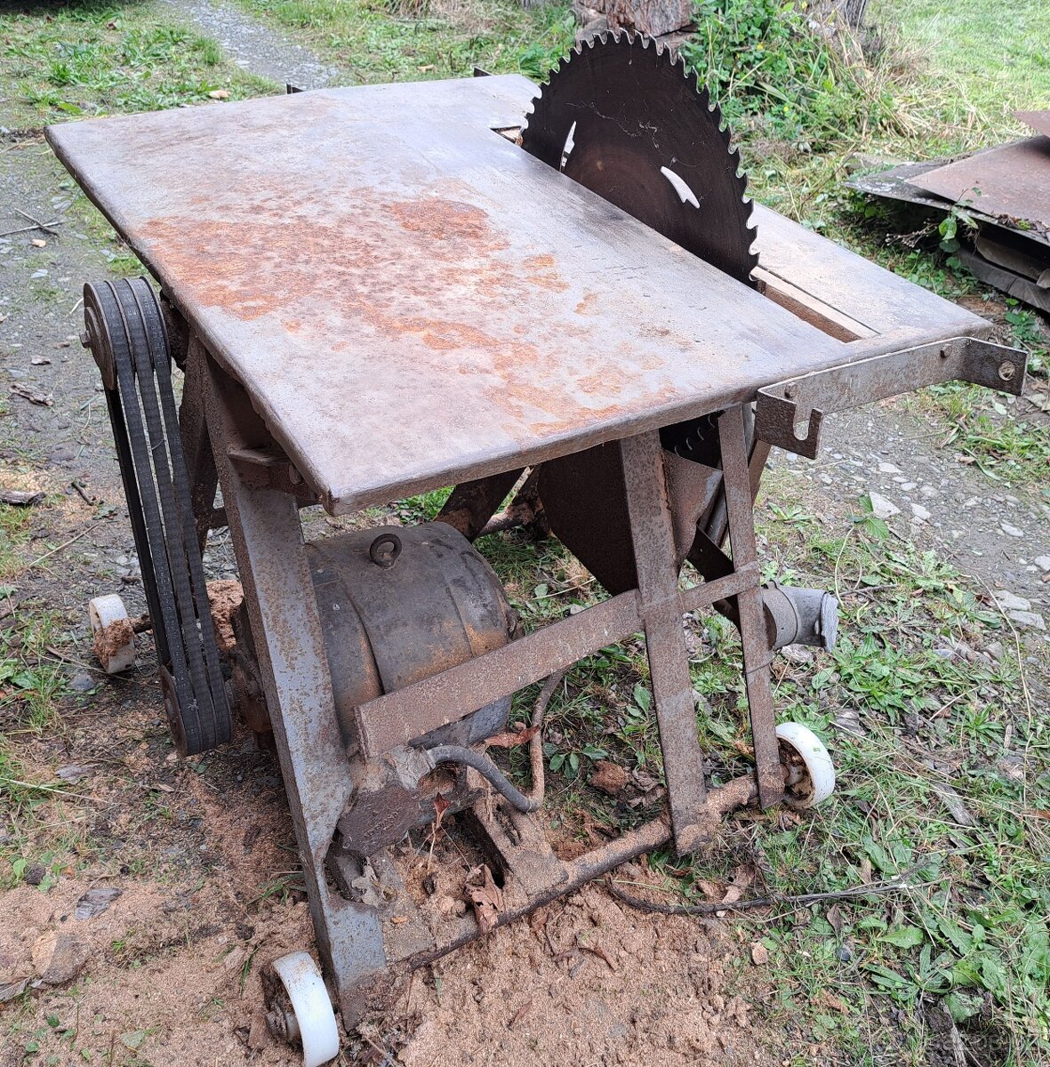 Cirkulárka s kolébkou - 2