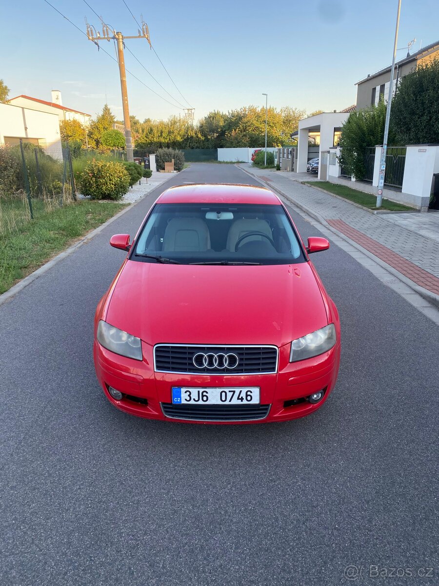 Audi A3 8P 1.6 benzin 75kw - 2