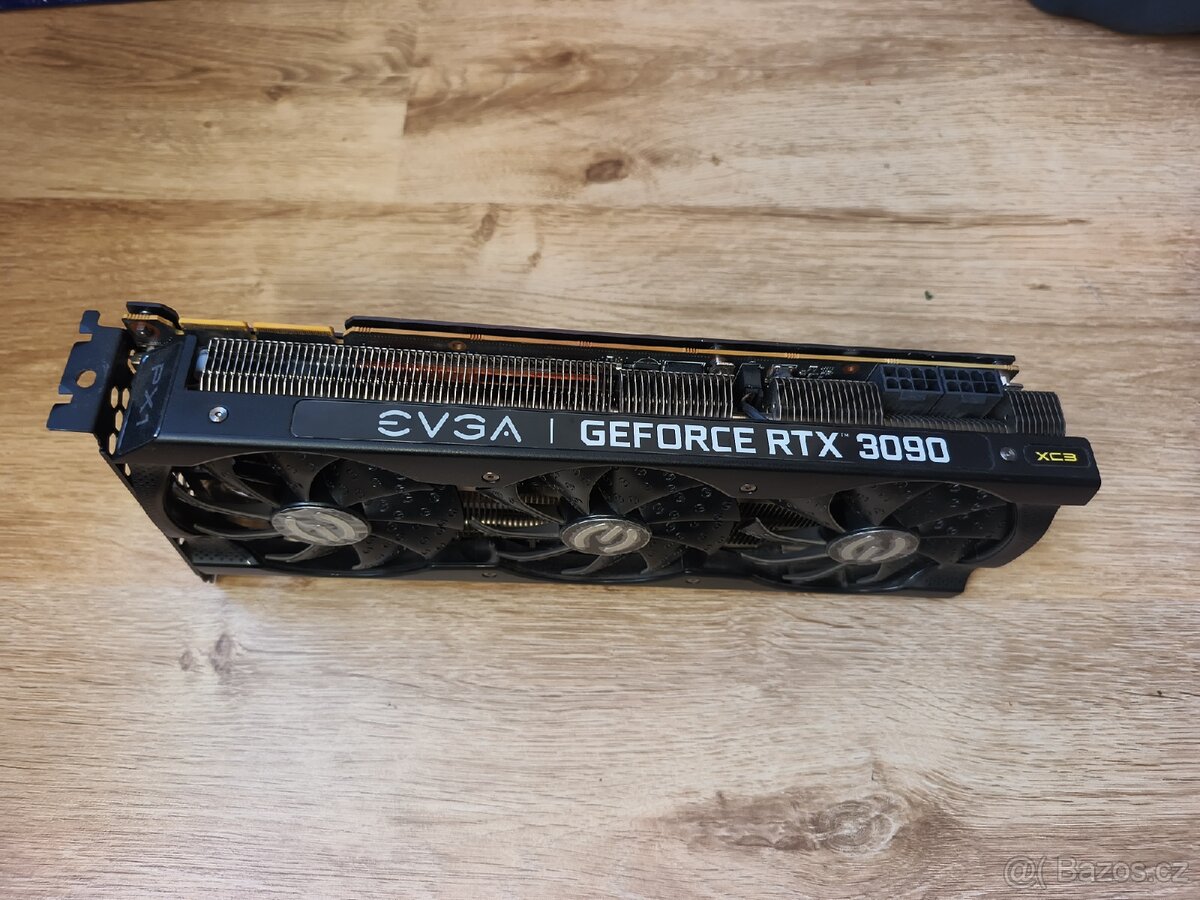 Prodam GEFORCE EVGA 3090 - 2